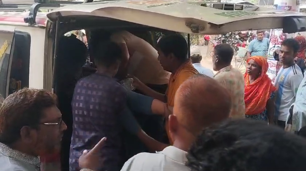 গাংনীর দুটি  স্থানে পৃথক সড়ক দুর্ঘটনায় নিহত-২ আহত-২