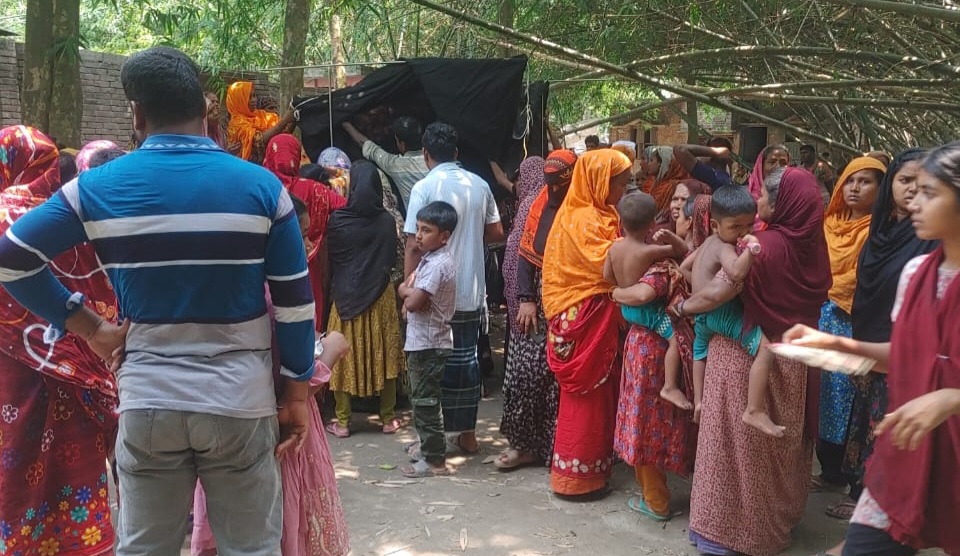 গাংনীর কাজীপুরে সড়ক দুর্ঘটনায় শিশুর মৃত্যু